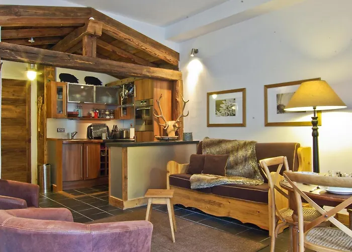 Superbe Pour 4, Balcon, Vue Mont Blanc - Fr-1-343-209 *